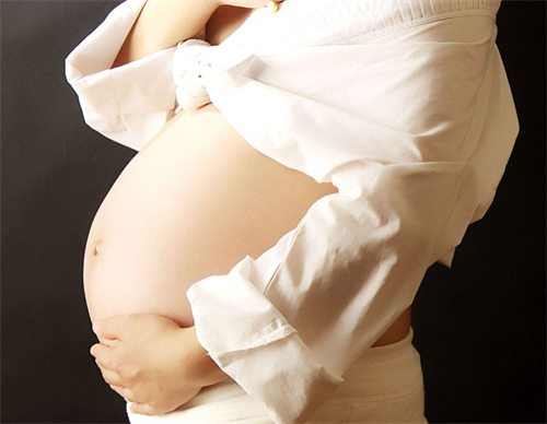 惠州捐卵机构：备孕时要避免这5种化妆品 如何科学地备孕。