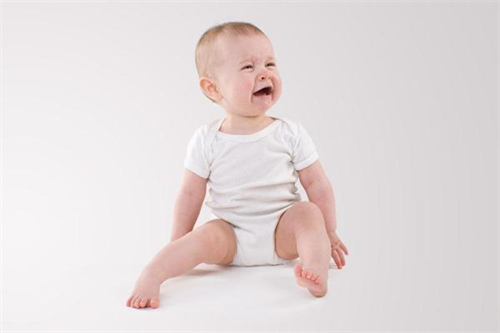 江门合法助孕价格：什么牌子的婴儿奶最好？早产儿喝奶粉时的注意事项。